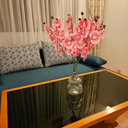 Karov - 2 Stars ゲストハウス チェペラレ